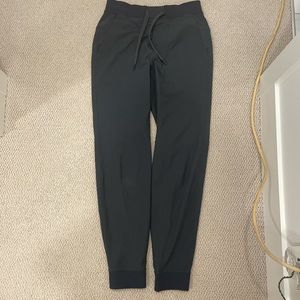 Lululemon M joggers